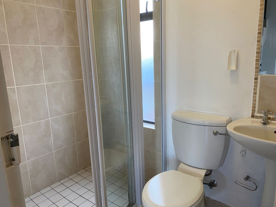 To Let 3 Bedroom Property for Rent in Muizenberg Western Cape